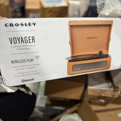 Crosley Vintage wireless Record Player – Retro Turntable with Built-in Speakers